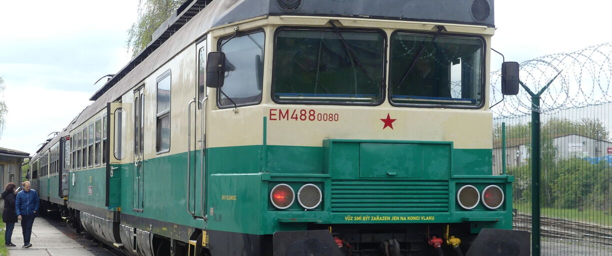 Elektrická jednotka tzv. Tornádo je k vidění v Železničním depozitáři NTM v Chomutově
