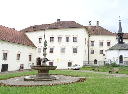 Reduced admission to NTM on important days