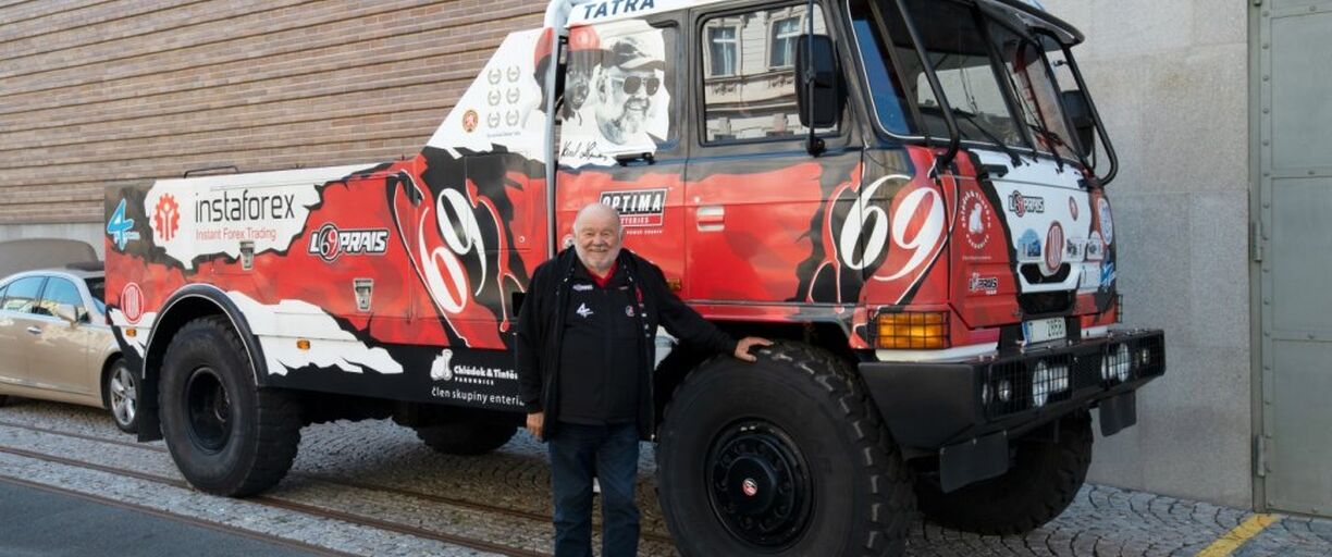 V Národním technickém muzeu je vystaven trojnásobný vítěz Rallye Dakar - vůz Tatra 815 „Puma“ Karla Lopraise – náš nejúspěšnější závodní vůz. 