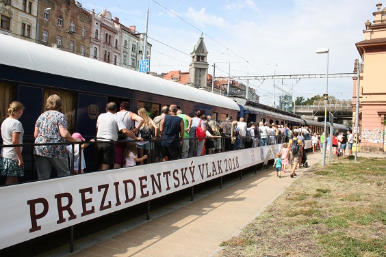 20. - 22.9 - 2018 - "Prezidentský vlak" míří na Národní den železnice do Českých Budějovic
