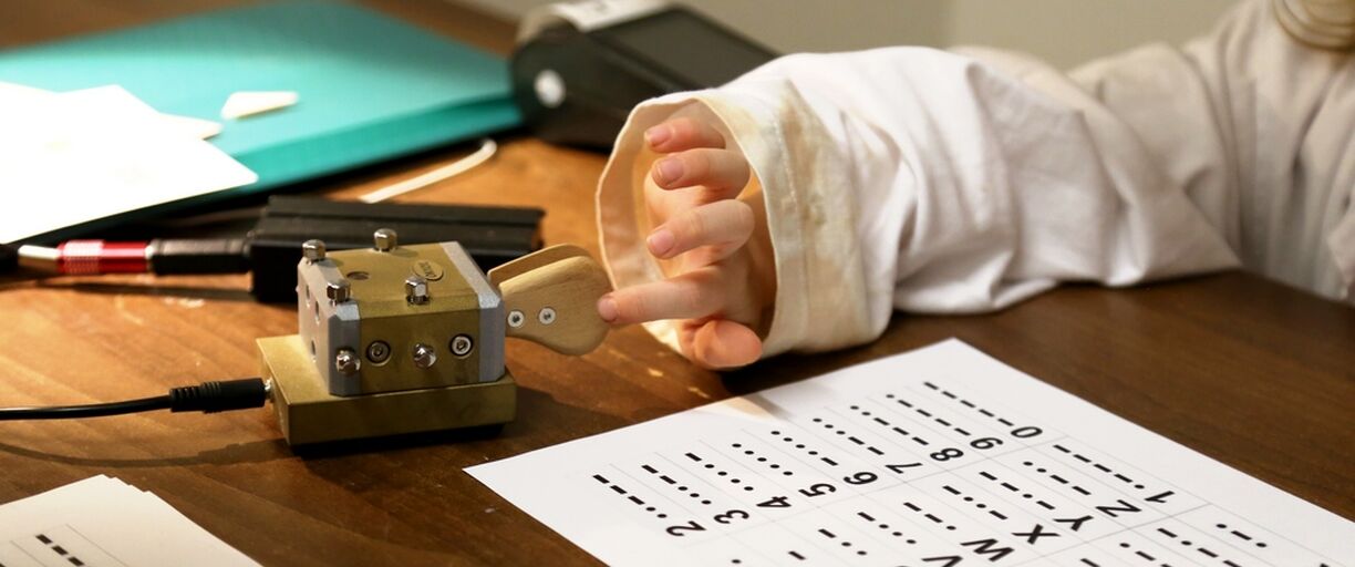 Novoroční technická hra pro jednotlivce i celou rodinu