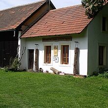 Lomany - Muzeum těžby borové smoly