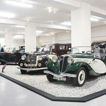 20.2.2014 a 27.2.2014 - Komentovaná prohlídka výstavy Osobní automobily Praga