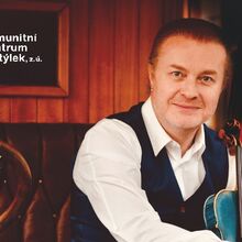 20. 10. 2025 – Benefiční koncert Pavla Šporcla pro Komunitní centrum Motýlek