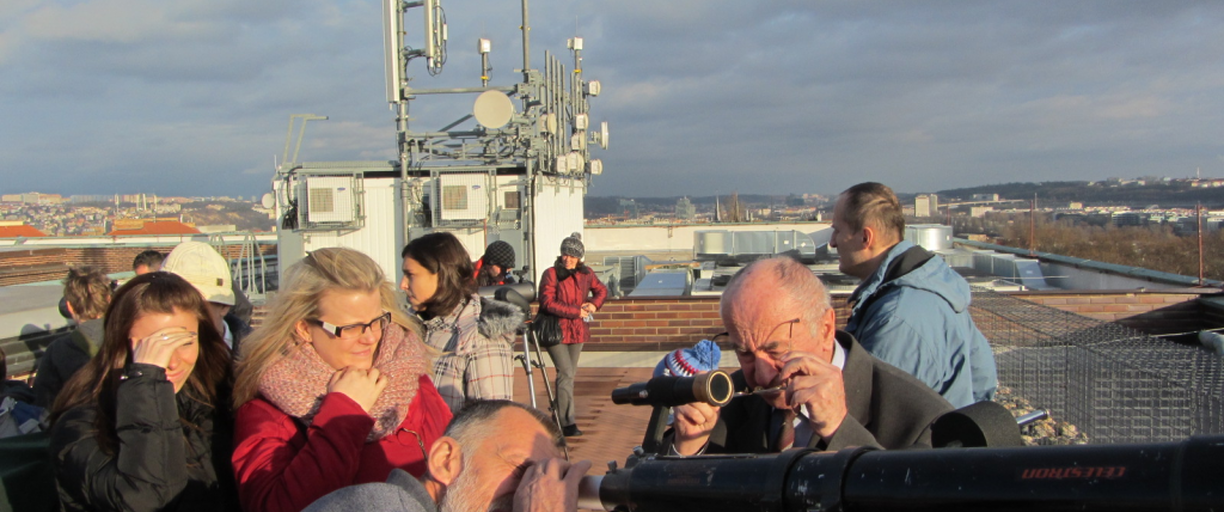 29.11. 2015 - Neděle s dalekohledem na střeše Národního technického muzea