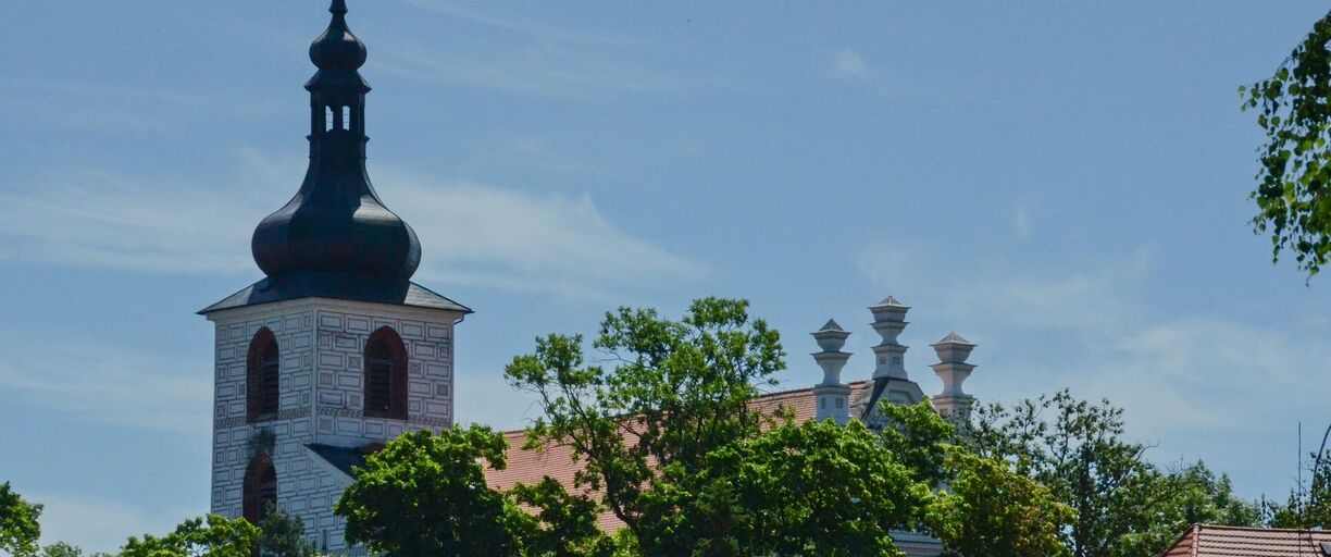 Kostel svatého Petra a Pavla – Kralovice
