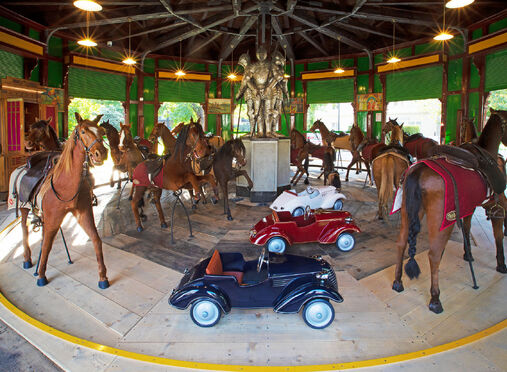 Letenský kolotoč se opět točí